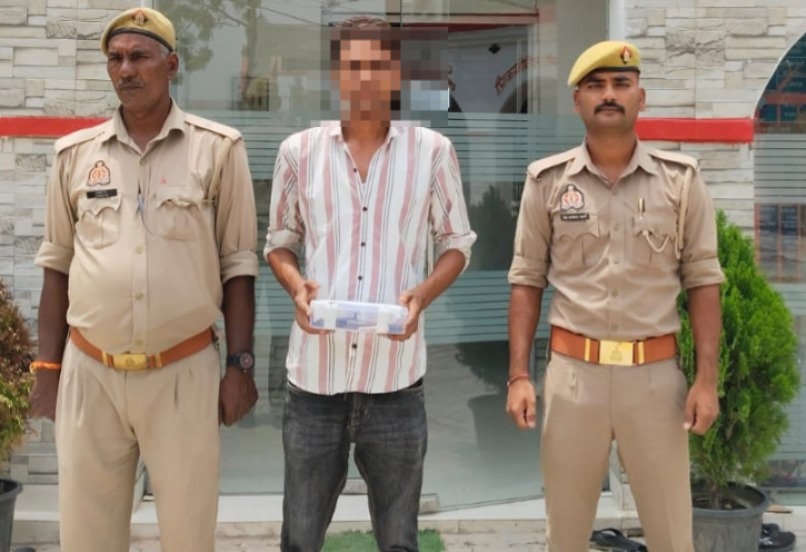 अवैध तमंचे व कारतूस के साथ युवक गिरफ्तार, सरपतहाँ पुलिस की कार्रवाई