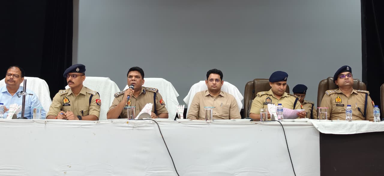 30वें दीक्षांत समारोह: राज्यपाल के आगमन को लेकर डीएम और एसएसपी ने परखी सुरक्षा व्यवस्था, पुलिस बल को किया गया ब्रीफ