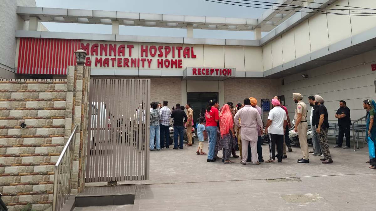 मन्नत अस्पताल में नवजात की मौत पर परिजनों का हंगामा, डॉक्टर पर लापरवाही का आरोप